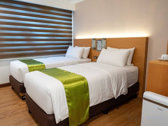 Alvea Hotel Room Type - Deluxe Twin Room