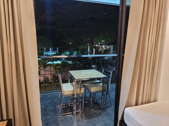 Fernvale Leisure Club and Resort Room Type - Premium Room with Pool View Fernvale Leisure Club and Resort Room Type - Premium Room with Pool View