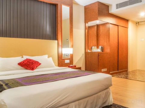 Hotel Pen Mutiara Room Type - superior king(no window)