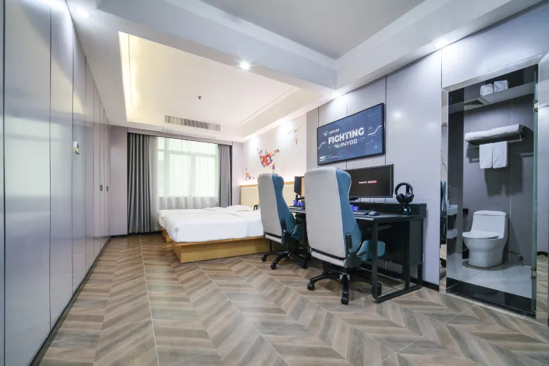 Wanyoo Esports Hotel (Shenzhen Futian Metro Station Branch)
