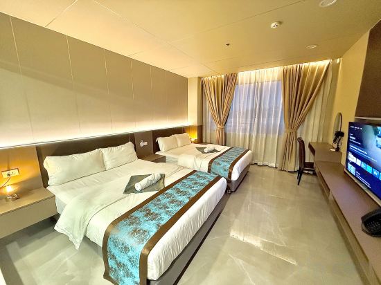 Skyport Hotel Room Type - Twin Sky Standard