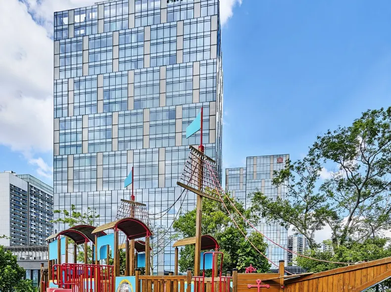 Hilton Garden Inn Shenzhen World Exhibition & Convention Center（Qianhai Snow World Store)
