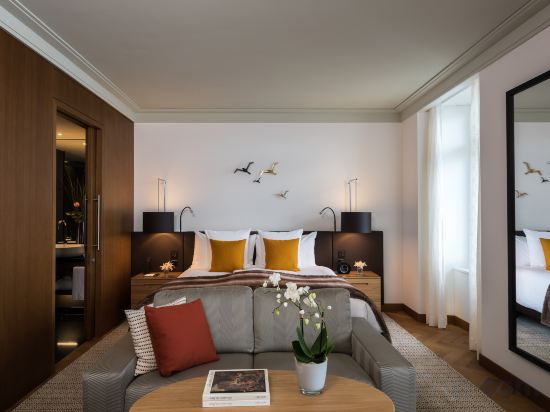 Bürgenstock Hotel & Alpine Spa Room Type - Heritage Lake View Prestige Room with Terrace