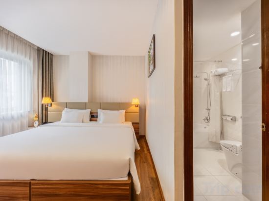 A25 Premium Hotel - 55/29 Le Thi Hong Gam - Tap to explore photos