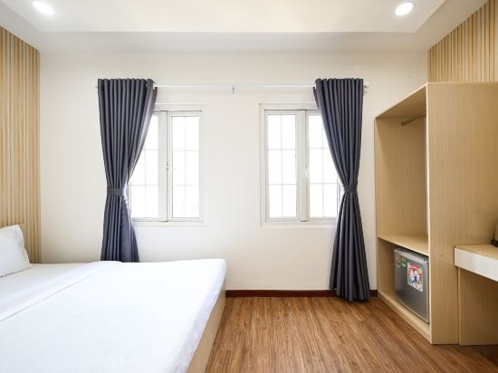 Sunrise Airport Hotel Room Type - Superior Double Room