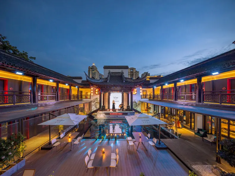 UrCove By Hyatt Nanjing Confucius Temple and Xinanli Resort