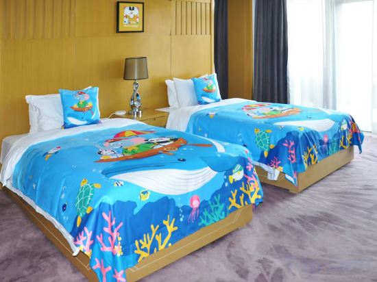 CITIC Jinling Hotel Room Type - Family Friendly Family Themed Room - 2-Bedroom CITIC Jinling Hotel Room Type - Family Friendly Family Themed Room - 2-Bedroom