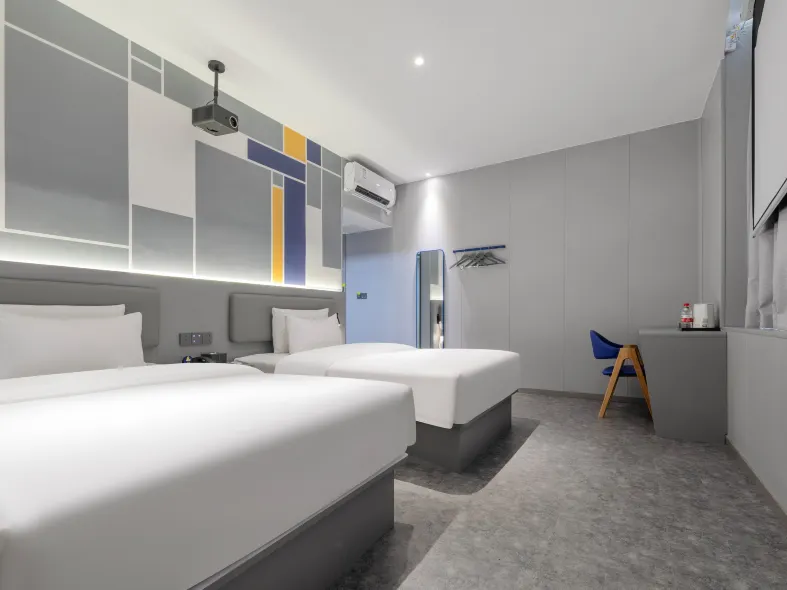 7Days Inn Hotel (Wuhan Jianghan Road Subway Station)