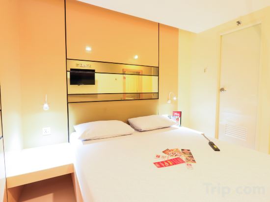 Hotel Sogo Sta. Rosa Laguna Room Type - Premium Room