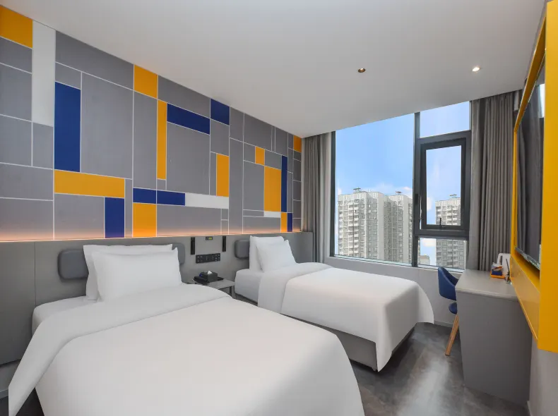 7Days Inn Nanjing Xinjiekou Subway Station Golden Eagle international Road