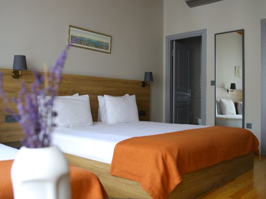 ROCO Beyoglu Room Type - Superior Triple Room
