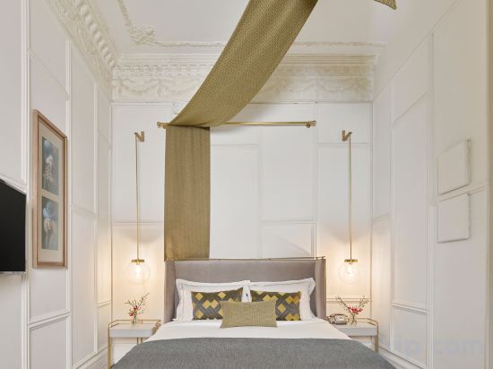 Mr CAS Hotels - Special Class Room Type - Courtyard Room