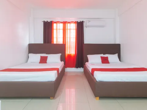 RedDoorz @ Najar Residences near NAIA Terminal