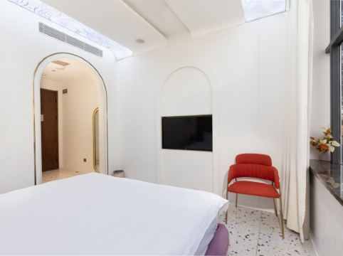 Manyan Hotel Room Type - Special Queen Room