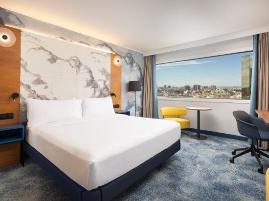 Hilton Barcelona Room Type - Executive King Room - Lounge Access