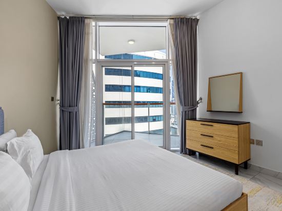 Unlock Waters Edge Room Type - One Bedroom Apartment With Water View