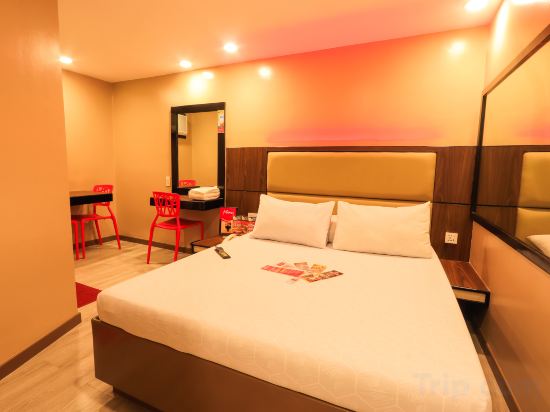 Hotel Sogo Alabang Rotonda - Tap to explore photos