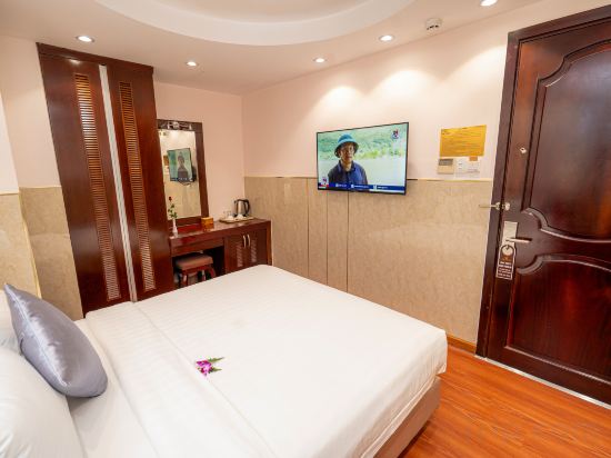 Cap Town Hotel Room Type - Superior Window