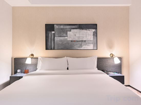 GOOHUG BEIJING Room Type - 180°Panoramic Executive Suites