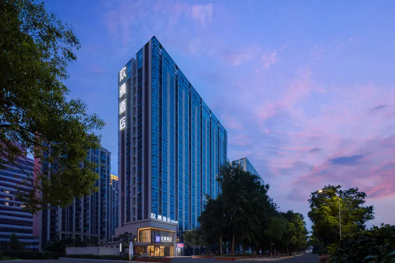 OKDAY Hotel (Yueyang Tower District High-speed Railway East Station)