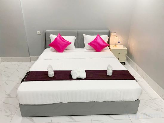 Sok Eng Hotel ( សណ្ឋាគារ សុខ អេង ) Room Type - Deluxe Double Room