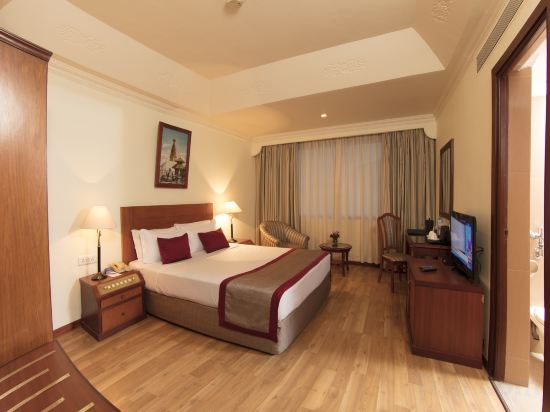 Royal Singi Hotel Room Type - Deluxe Room