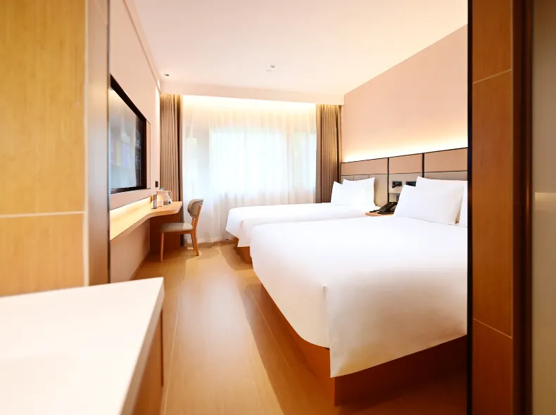 Home Inn (Beijing North Station Xizhimen People's Hospital Branch)