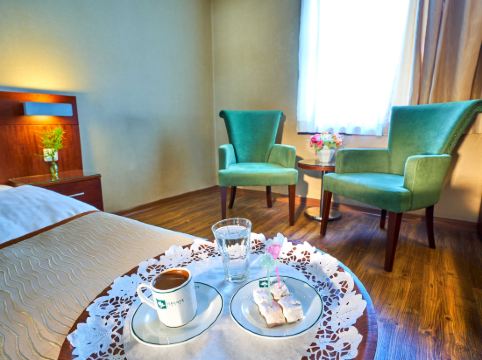 Feronya Hotel Room Type - Quadraple Room