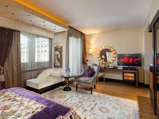 Mardan Palace Room Type - Premium Room Mardan Palace Room Type - Premium Room