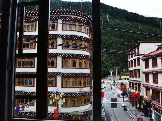 Others 5, Huazang Hotel, Garzê Tibetan