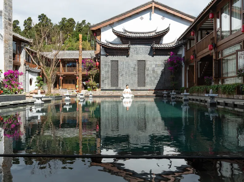 Passing-cloud Resort·Wenyuan (The Old Town of Lijiang)