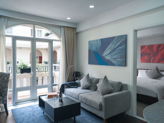 Central Mansions Room Type - Two-Bedroom Apartment Central Mansions Room Type - Two-Bedroom Apartment