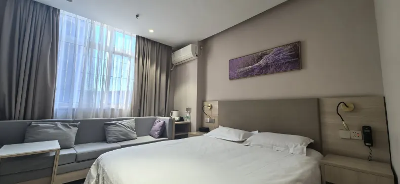 Yijia 365 Chain Hotel (Shijiazhuang Yitang Subway Station Branch)