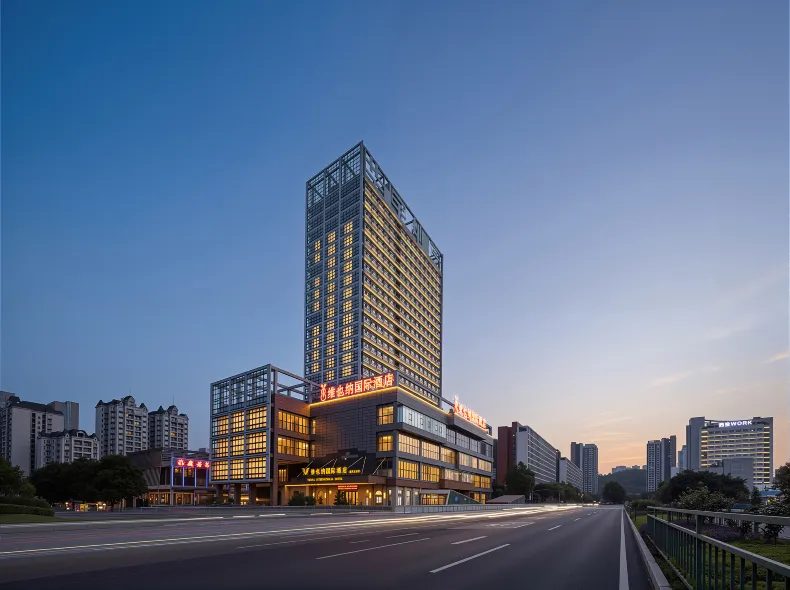 Vienna International Hotel (Chongqing North Station)