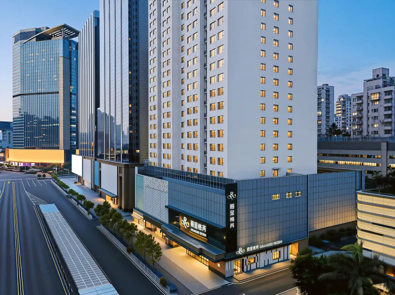 Rezen Grace Hotel Guangzhou · Tianhe Sports Center Taikoo Hui Branch