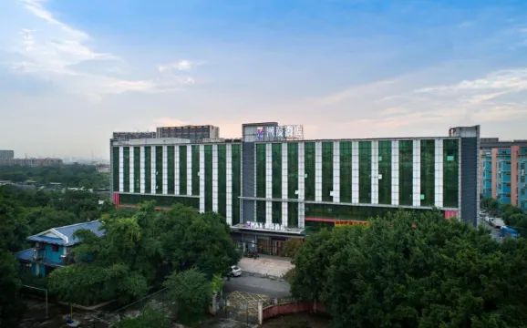 CHEERMAY  HOTEL（Guangzhou South Railway Station Nanpu Metro Station）