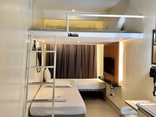 Selah Lofts Hotel Room Type - L-Shaped Loft