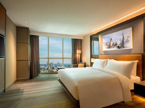 Doubletree by Hilton Surabaya Room Type - KING ACCESSIBLE ROOM