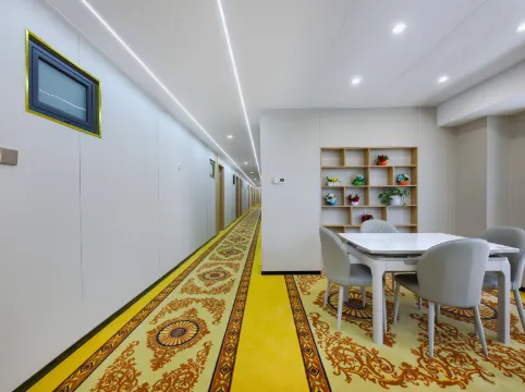 如家UP華驛精選飯店(崇文門地鐵站北京站店)