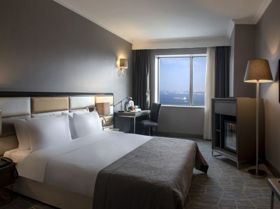 Taksim Square Hotel Room Type - Superior Double or Twin Room with Bosphorus View Taksim Square Hotel Room Type - Superior Double or Twin Room with Bosphorus View