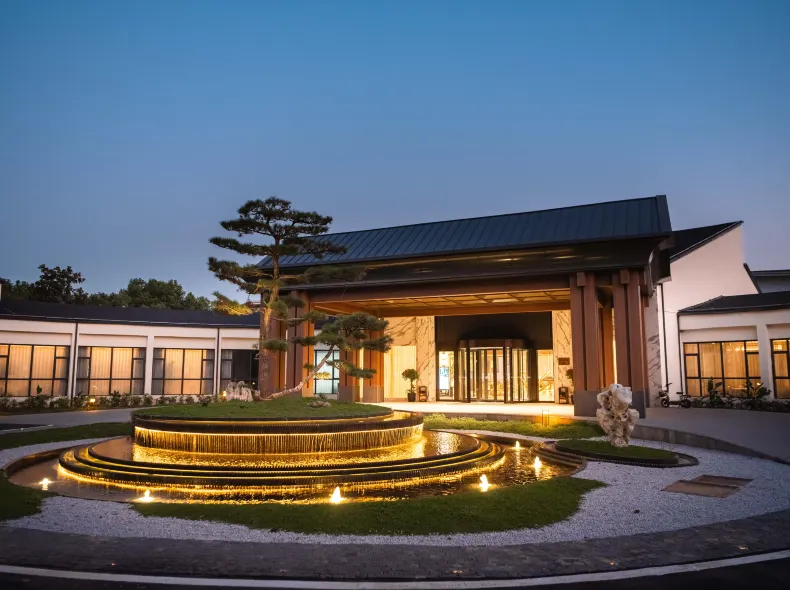 LANDISON RETREAT QINGSHAN LAKE LINAN