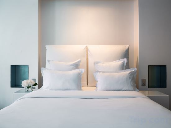 1K Paris Room Type - Junior Suite XL