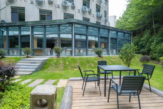 Changtian Tourism Qinlu Yunqi Hotel （Jinggangshan Scenic Area‌ ）