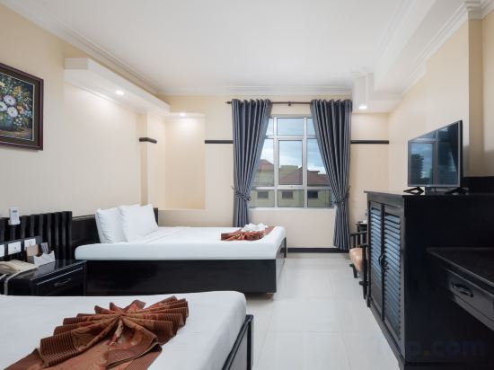 Salita Hotel Room Type - Deluxe Twin Room with City View Salita Hotel Room Type - Deluxe Twin Room with City View