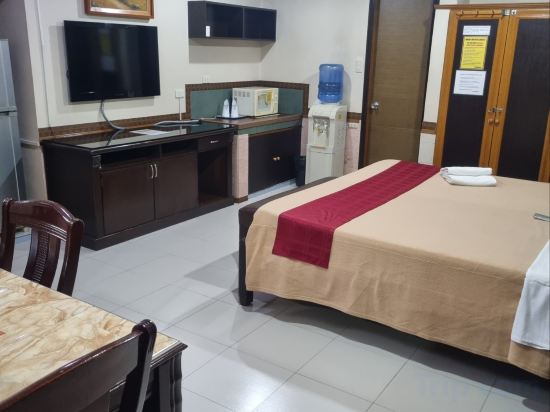 Clark Angeles Tiger Hotel