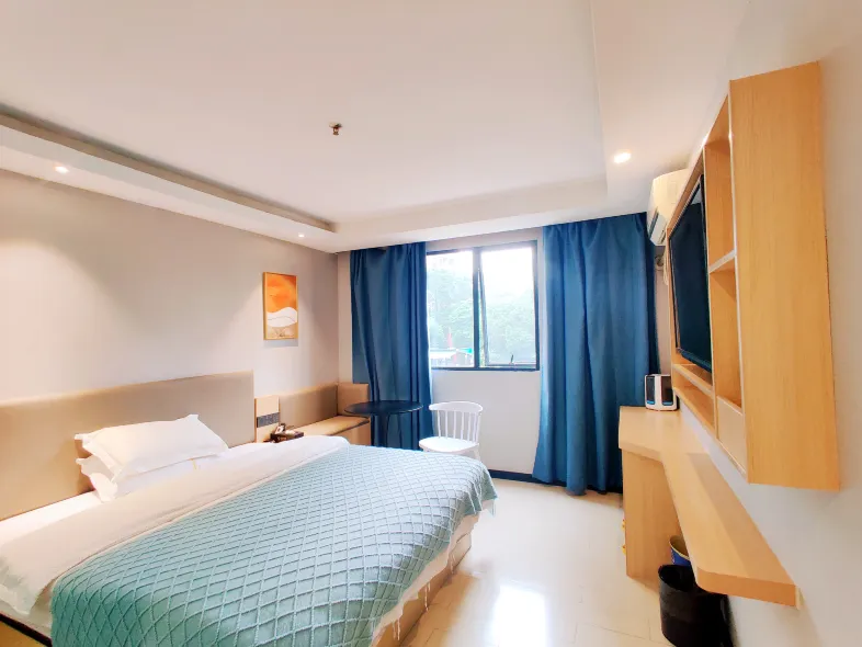 Insail Hotel (Guangzhou Jiangnanxi Taigucang Fenghuang Xincun Subway Station)