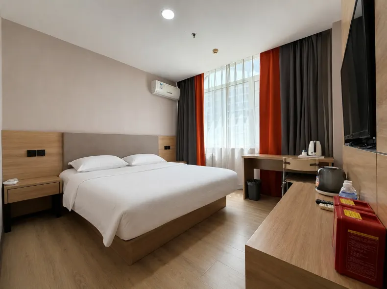 Eaka hotel