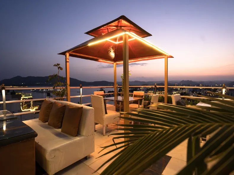 湖景酒店-皮丘拉湖