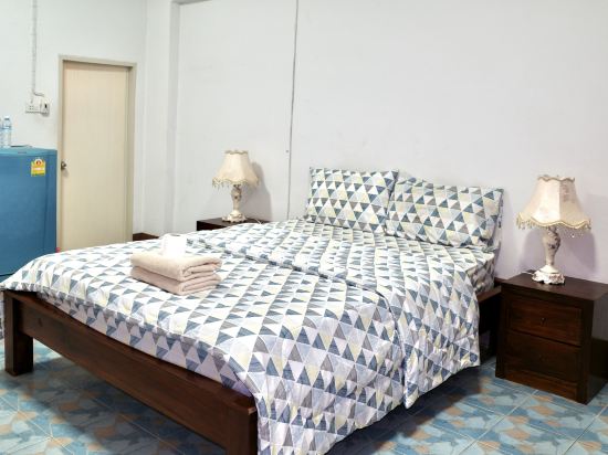 Chanathinat Place Room Type - King Room