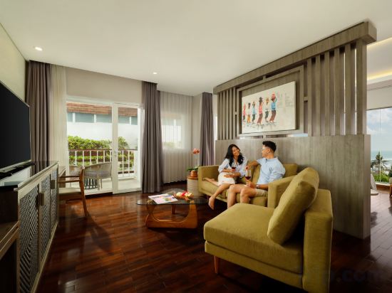 Aston Canggu Beach Resort - Tap to explore photos
